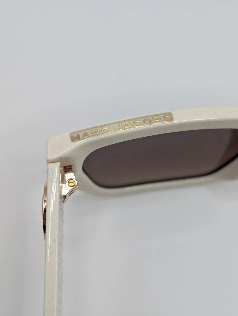Marc Jacobs Ivory Square Sunglasses MARC 809/S with Hard Case